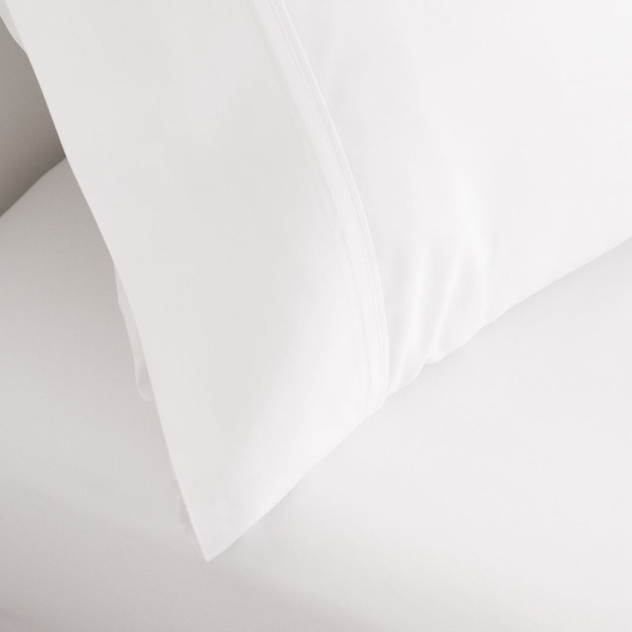 Royal Comfort 3000 Thread Count Bamboo Cooling Sheet Set - Queen - White