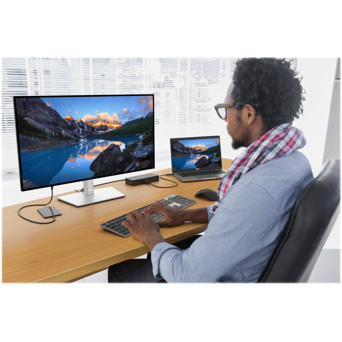 27 Inch U-SERIES 5ms QHD Monitor